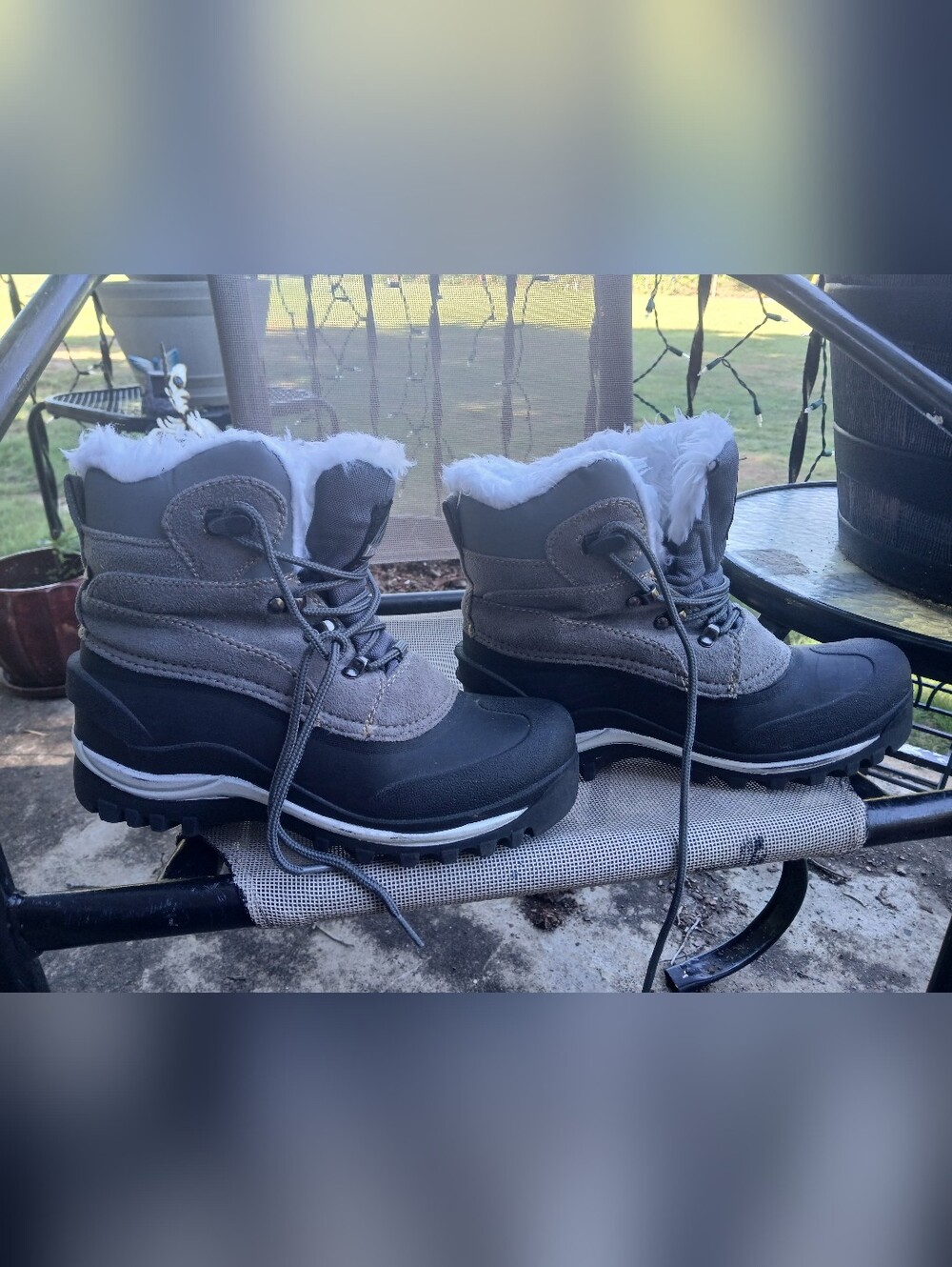 Itasca 3M Thinsulate Gray Winter Boot, kids size 6